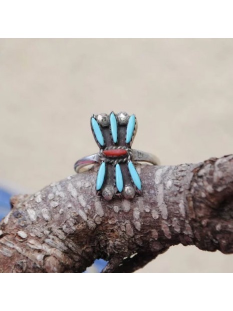 Bague sertie de turquoise amérindienne et corail, montée sur argent 925